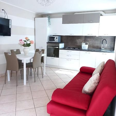 Vicolo 11 Apartment Calmasino Luaran gambar