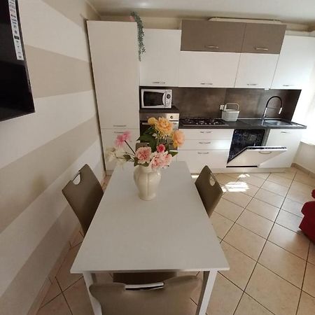 Vicolo 11 Apartment Calmasino Luaran gambar