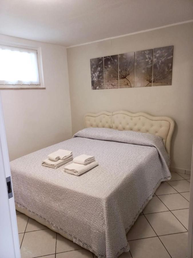 Vicolo 11 Apartment Calmasino Luaran gambar